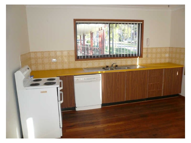 1/28 FISHER ROAD, Point Clare NSW 2250