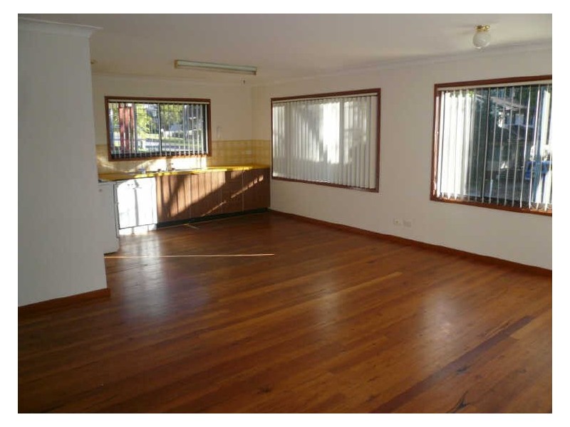 1/28 FISHER ROAD, Point Clare NSW 2250