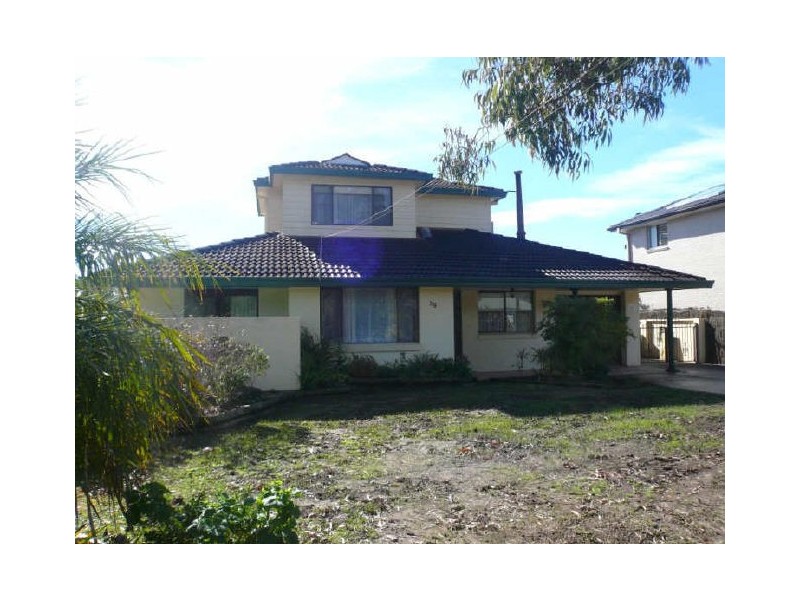 39 BAYLINE DRIVE, Point Clare NSW 2250
