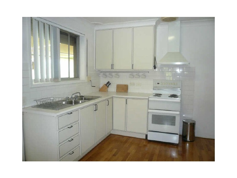 10 WATERVEIW CRESCENT, Tascott NSW 2250