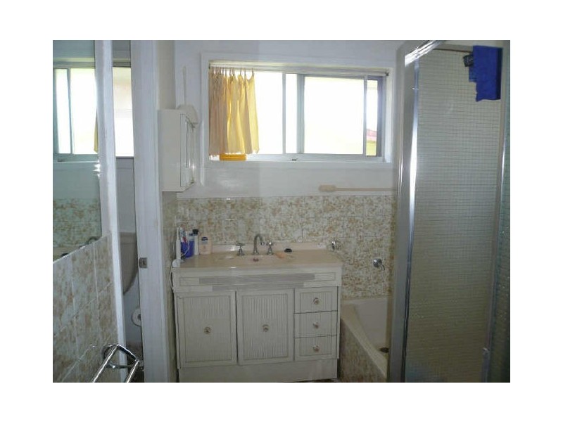 10 WATERVEIW CRESCENT, Tascott NSW 2250