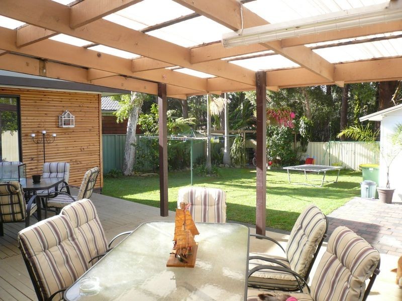 20 WENDY DRIVE, Point Clare NSW 2250