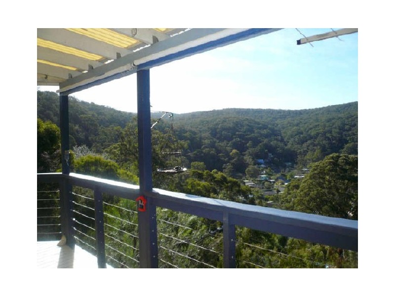 16 Sublime Point Avenue, Tascott NSW 2250