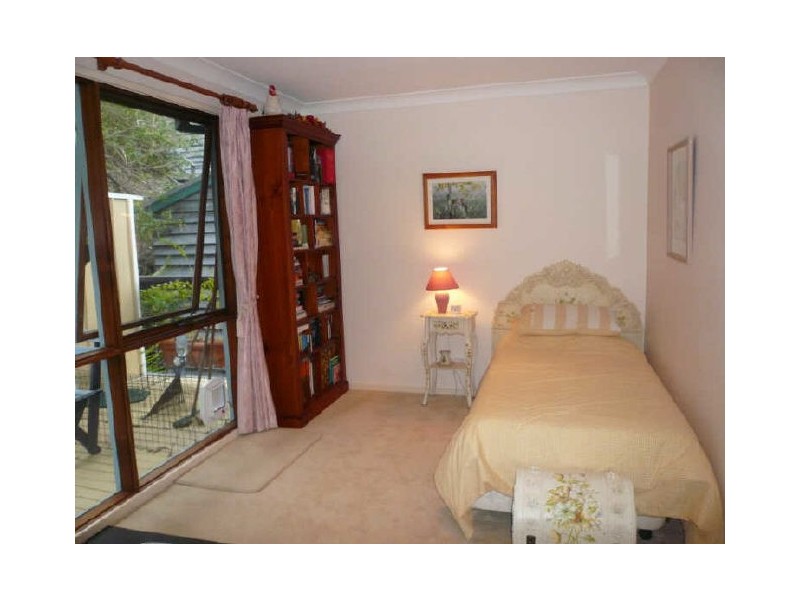 16 Sublime Point Avenue, Tascott NSW 2250