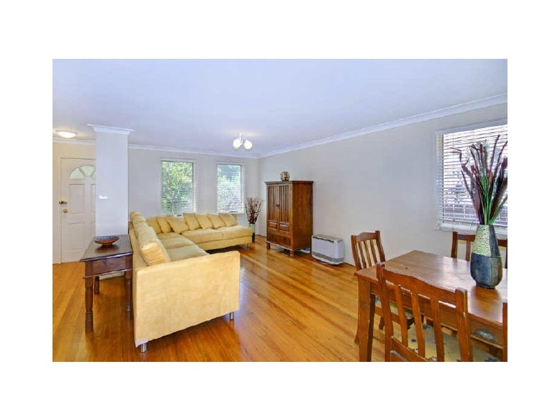 15 Wixstead Close, Point Clare NSW 2250
