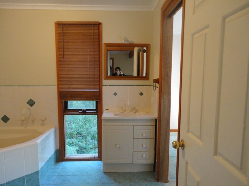 24 Indra Road, Tascott NSW 2250