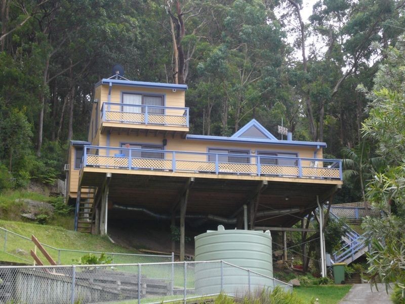 31 Scott Street, Point Clare NSW 2250