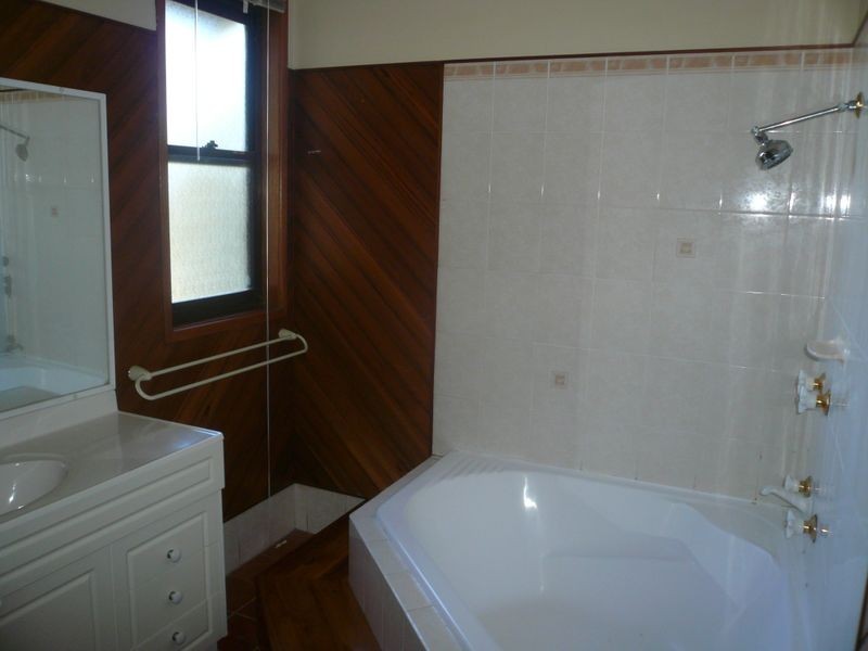 31 Scott Street, Point Clare NSW 2250