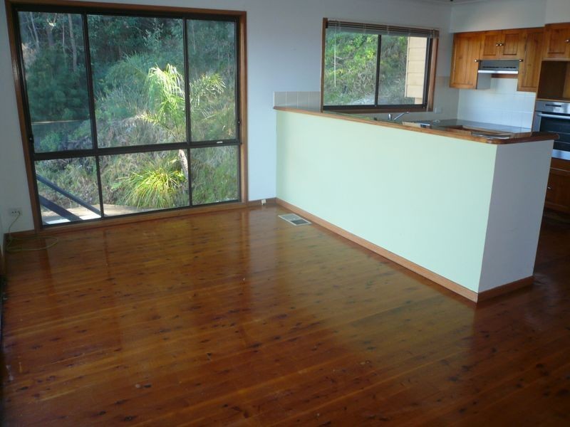 31 Scott Street, Point Clare NSW 2250