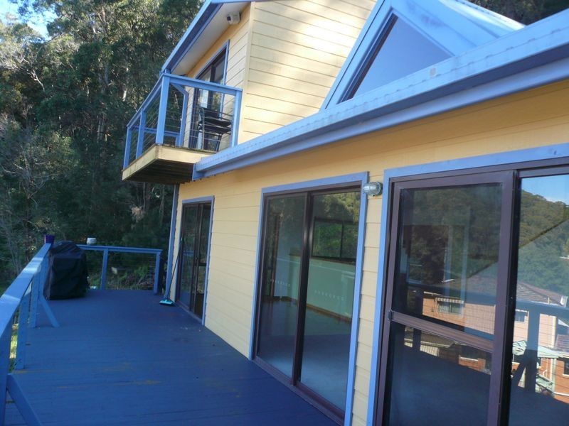 31 Scott Street, Point Clare NSW 2250