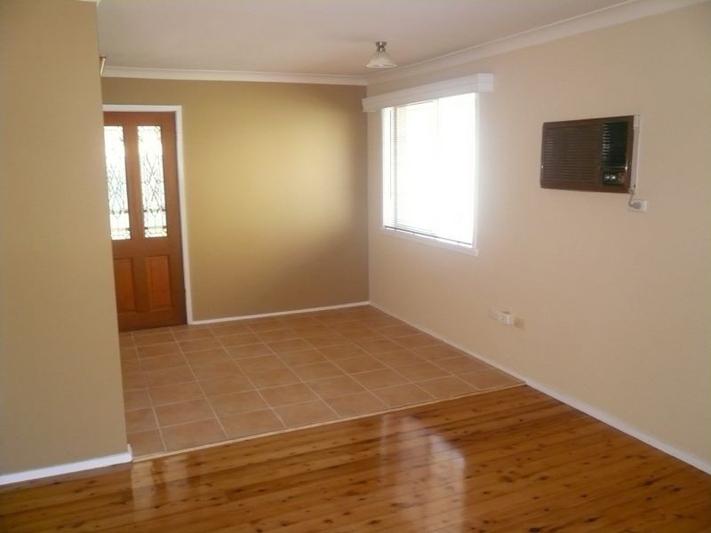 4 SHORE BRACE, Tascott NSW 2250