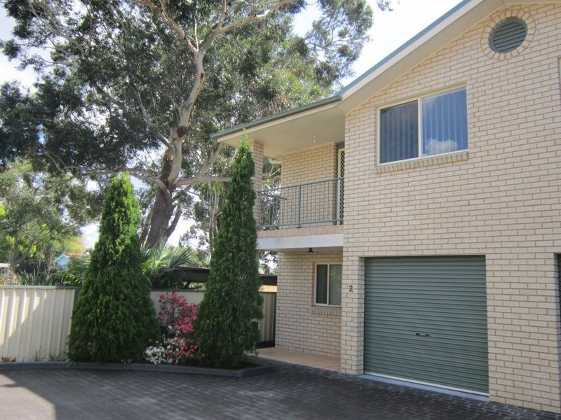 2/3 WINIFRED AVENUE, Umina Beach NSW 2257