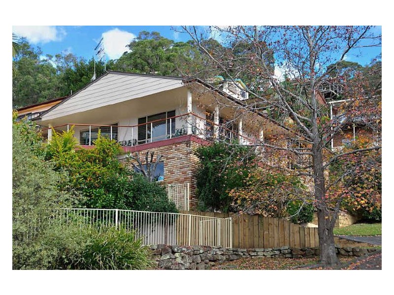 3 Sandstone Crescent, Tascott NSW 2250