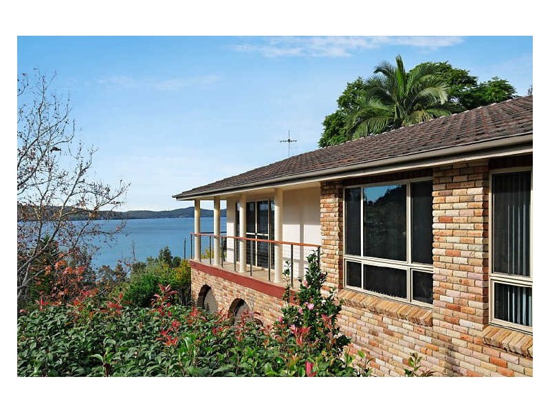 3 Sandstone Crescent, Tascott NSW 2250
