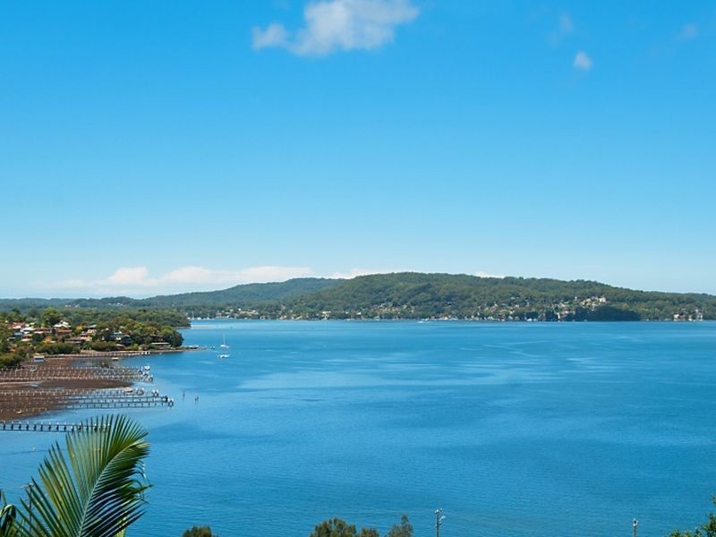 12 SANDSTONE CRESCENT, Tascott NSW 2250