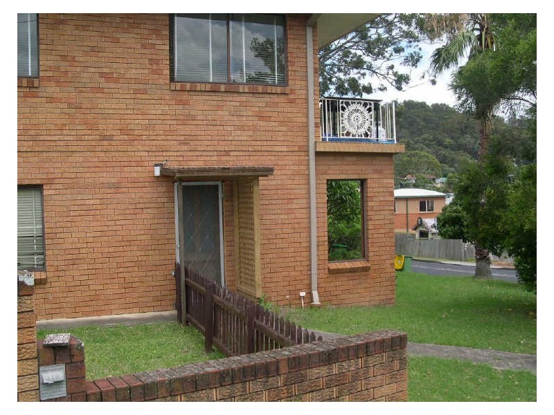 17a Alukea Avenue, Point Clare NSW 2250