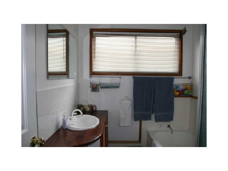 45 The Broadwaters, Tascott NSW 2250