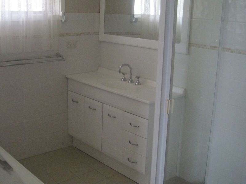 14a Sunnyside Avenue, Point Clare NSW 2250