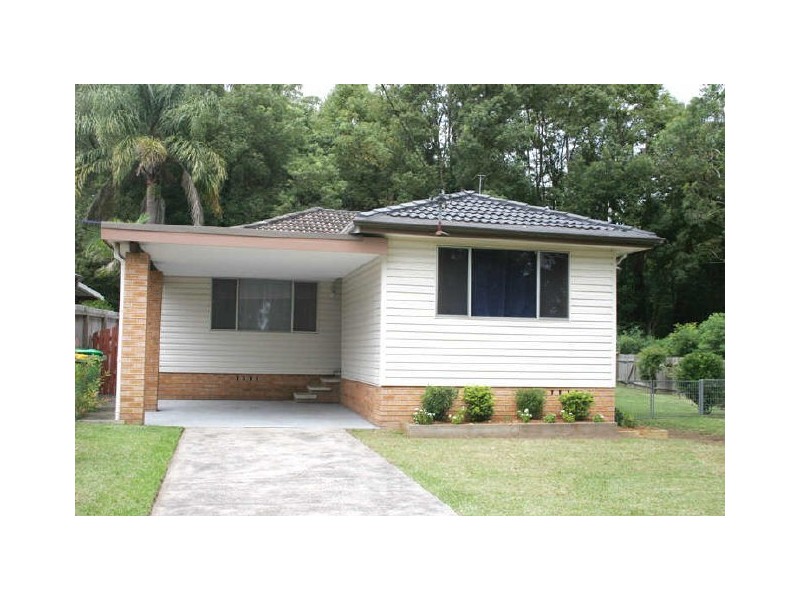 30 Halcyon Street, Wyoming NSW 2250