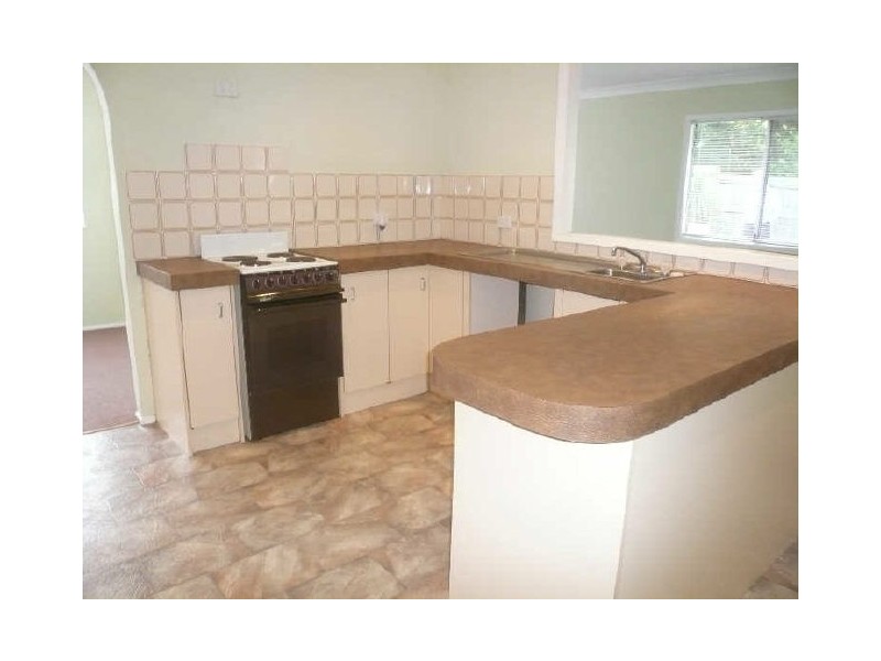 30 Halcyon Street, Wyoming NSW 2250