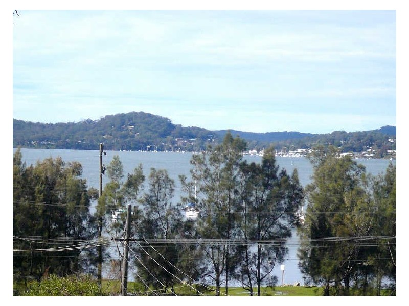 6 Thomas Street, Tascott NSW 2250