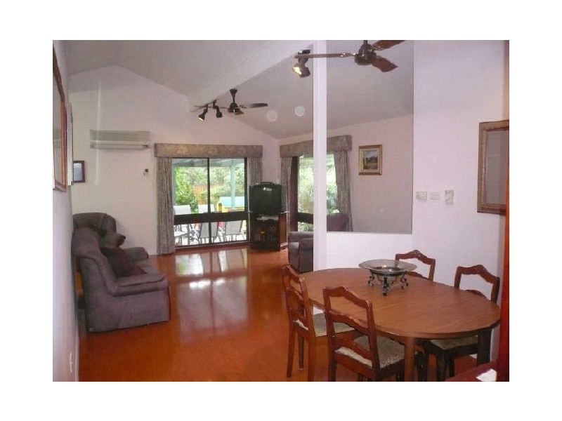 51 Wendy Drive, Point Clare NSW 2250