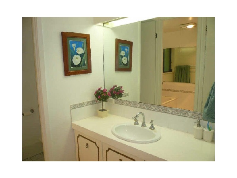 51 Wendy Drive, Point Clare NSW 2250