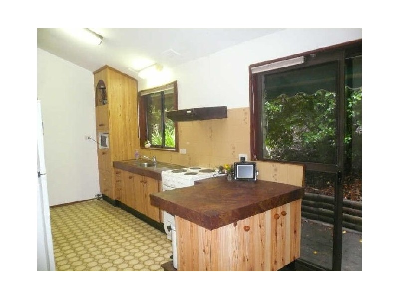 51 Wendy Drive, Point Clare NSW 2250