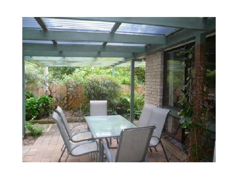 51 Wendy Drive, Point Clare NSW 2250