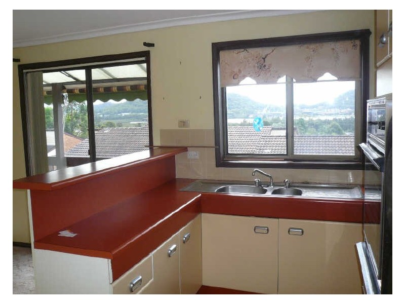 16/115 Brisbane Water Drive, Point Clare NSW 2250