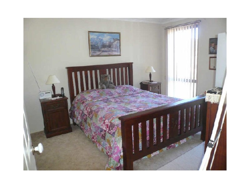 56 Singleton Road, Point Clare NSW 2250