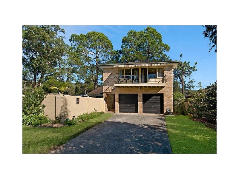 9 Bayline Drive, Point Clare NSW 2250