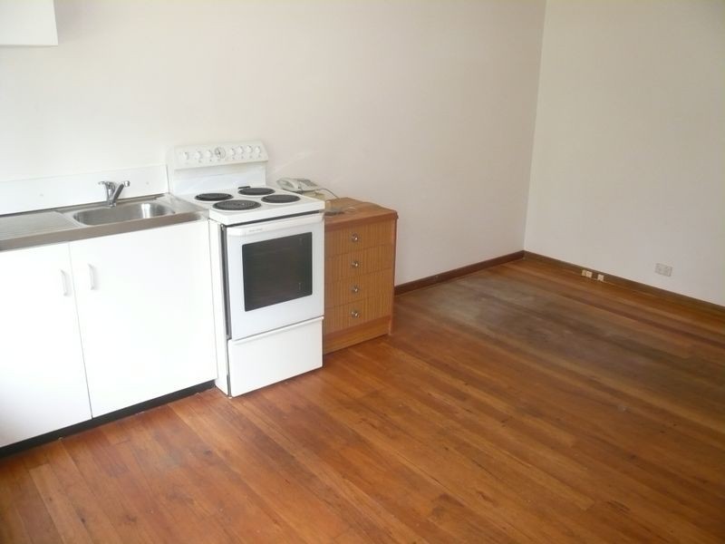 2/28 Fisher Road, Point Clare NSW 2250