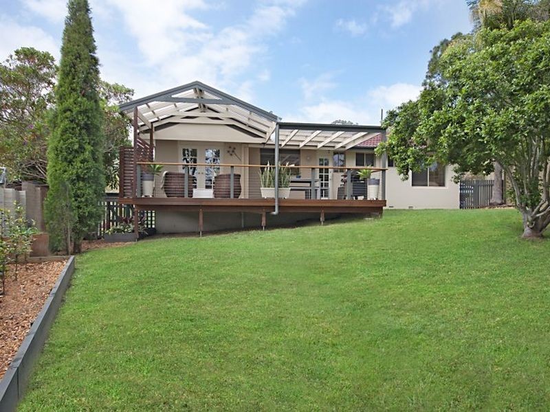 2 Northwind Avenue, Point Clare NSW 2250