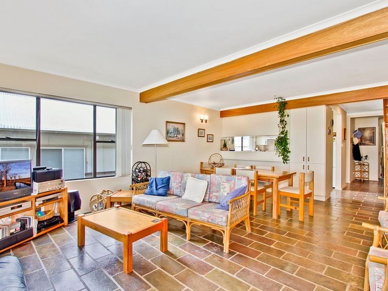 2/256 Burge Road, Woy Woy NSW 2256