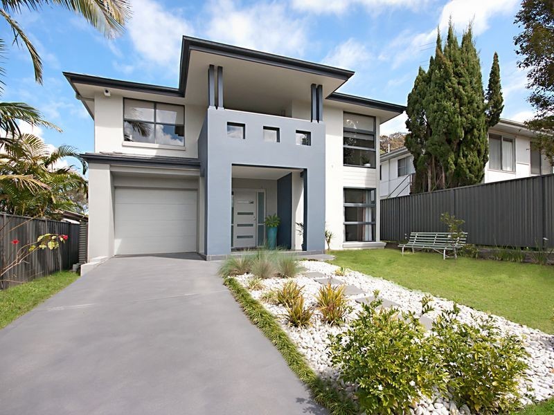 12 Talinga Avenue, Point Clare NSW 2250