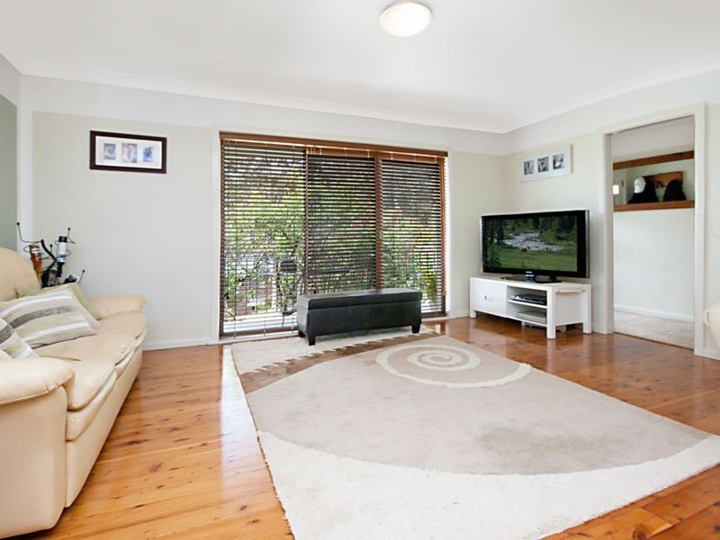 2 Northwind Avenue, Point Clare NSW 2250