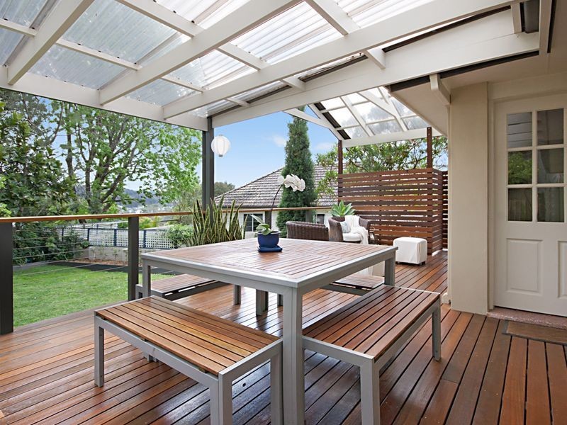 2 Northwind Avenue, Point Clare NSW 2250
