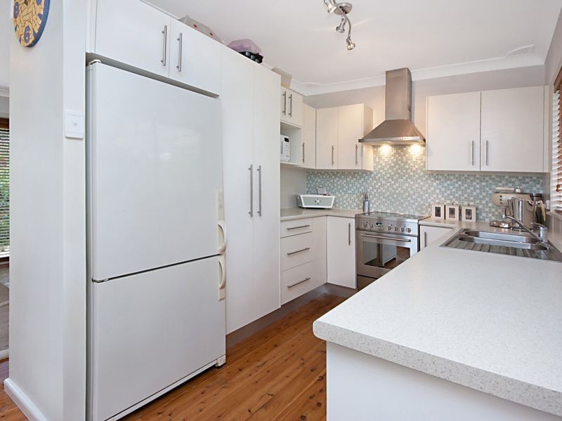 2 Northwind Avenue, Point Clare NSW 2250