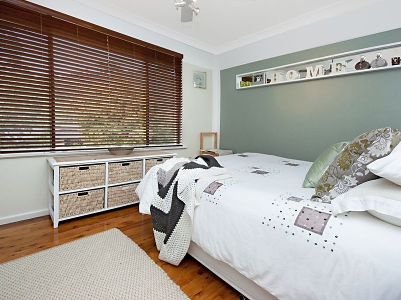 2 Northwind Avenue, Point Clare NSW 2250