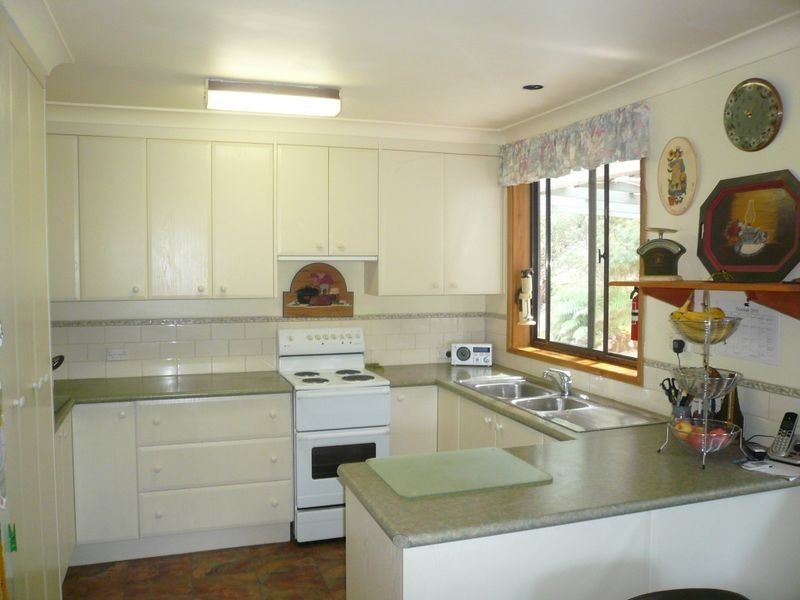 21 Melaleuca Crescent, Tascott NSW 2250
