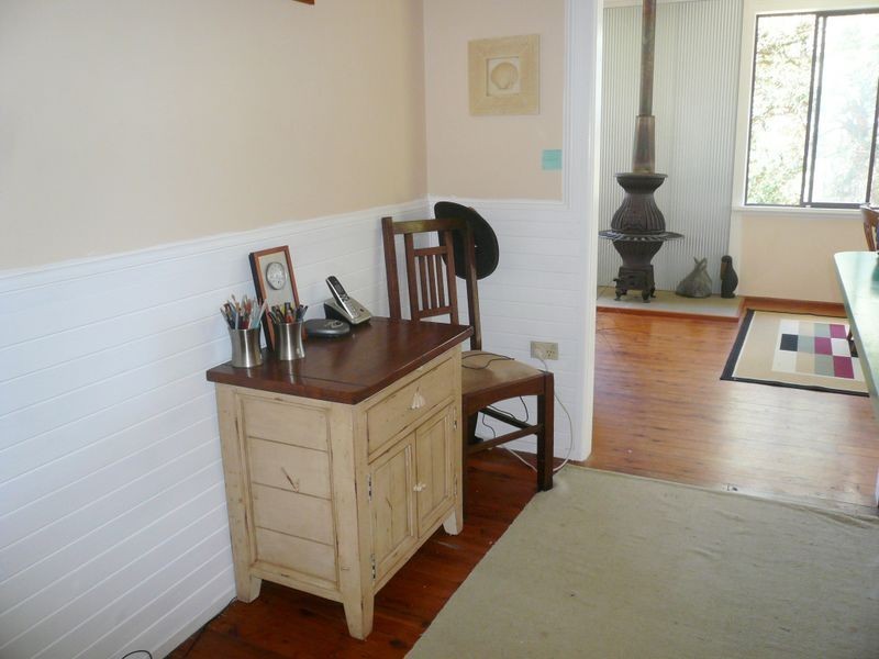 29 Hughes Street, Point Clare NSW 2250