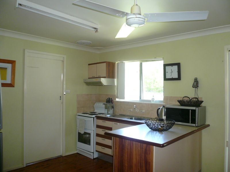 52 Bluefish Crescent, Tascott NSW 2250