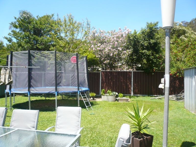 52 Bluefish Crescent, Tascott NSW 2250