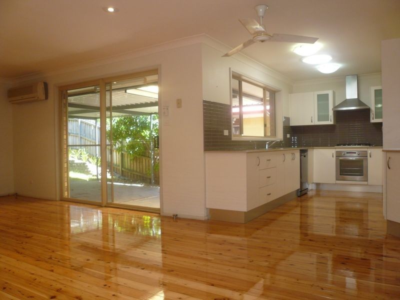 29 Tania Drive, Point Clare NSW 2250