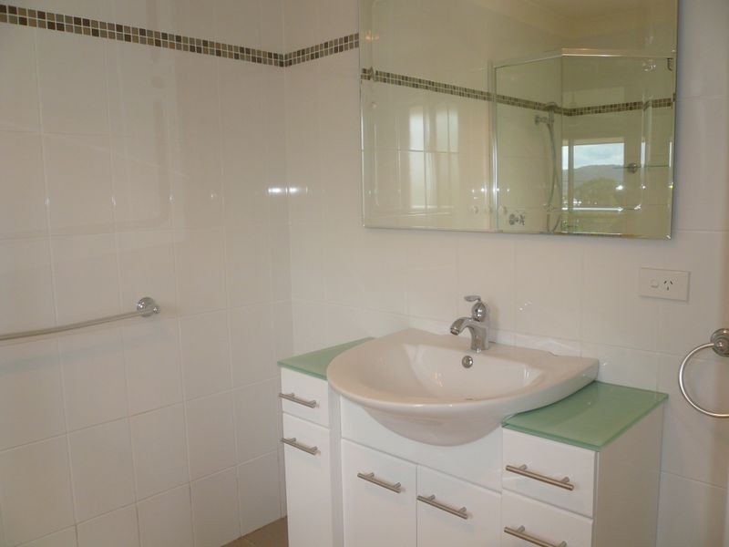 29 Tania Drive, Point Clare NSW 2250