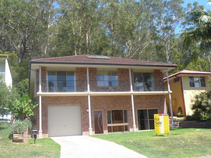 29 Tania Drive, Point Clare NSW 2250