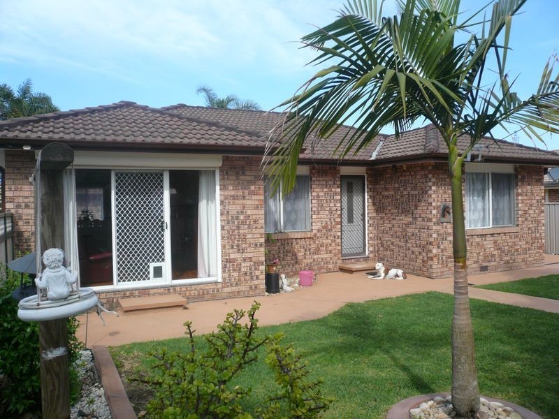 1/22 Henry Kendall Street, West Gosford NSW 2250