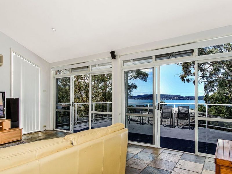 34 Indra Road, Tascott NSW 2250