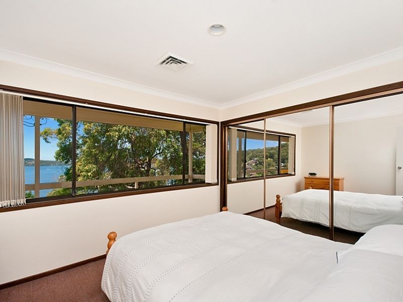 12 Sandstone Crescent, Tascott NSW 2250